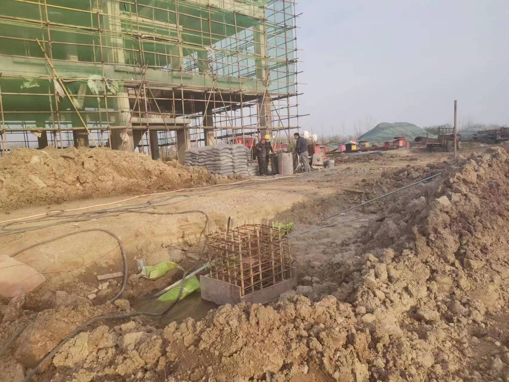 厚街镇当桥梁出现裂缝的时候应该及时加固修补